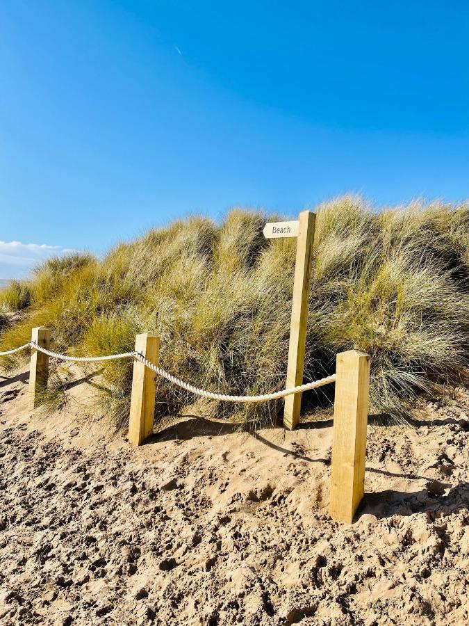 Beach Shore - Sea Views Lytham St Annes Exterior photo